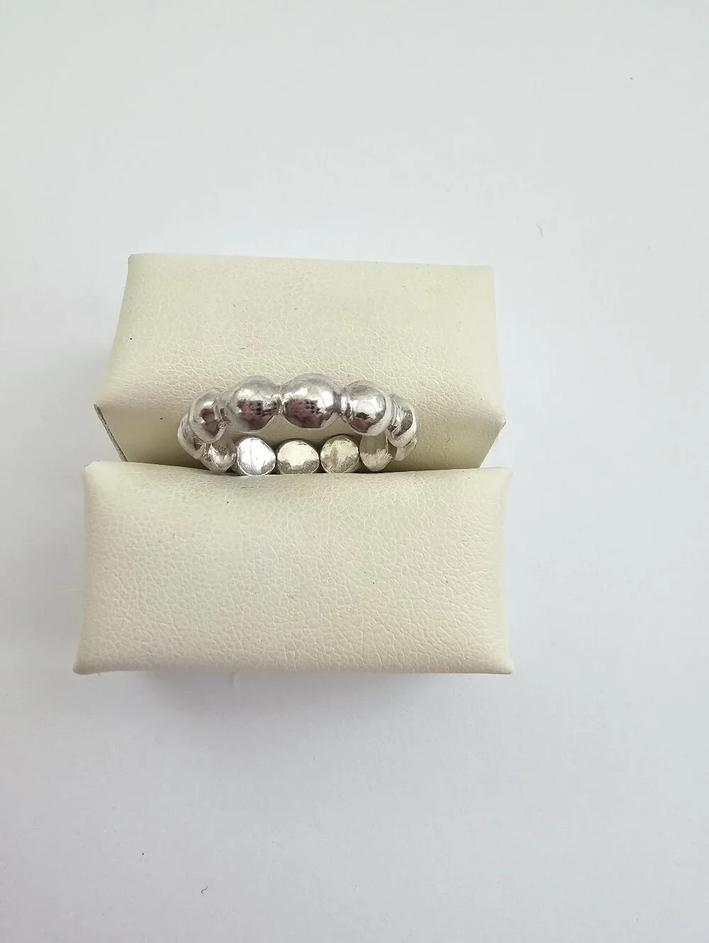 Sterling Silver 925 Chunky Graduated Bead Ring Stacking Band Size 7.5 (4.41g)
